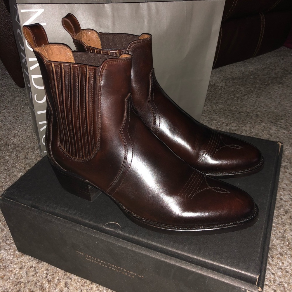 Frye Grady Chelsea western boot - Picture 2 of 8